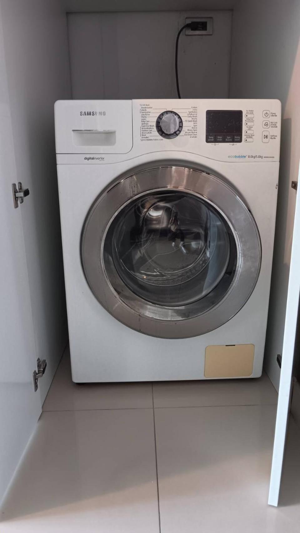 J Residence Thonglor 8 Bangkok Dış mekan fotoğraf