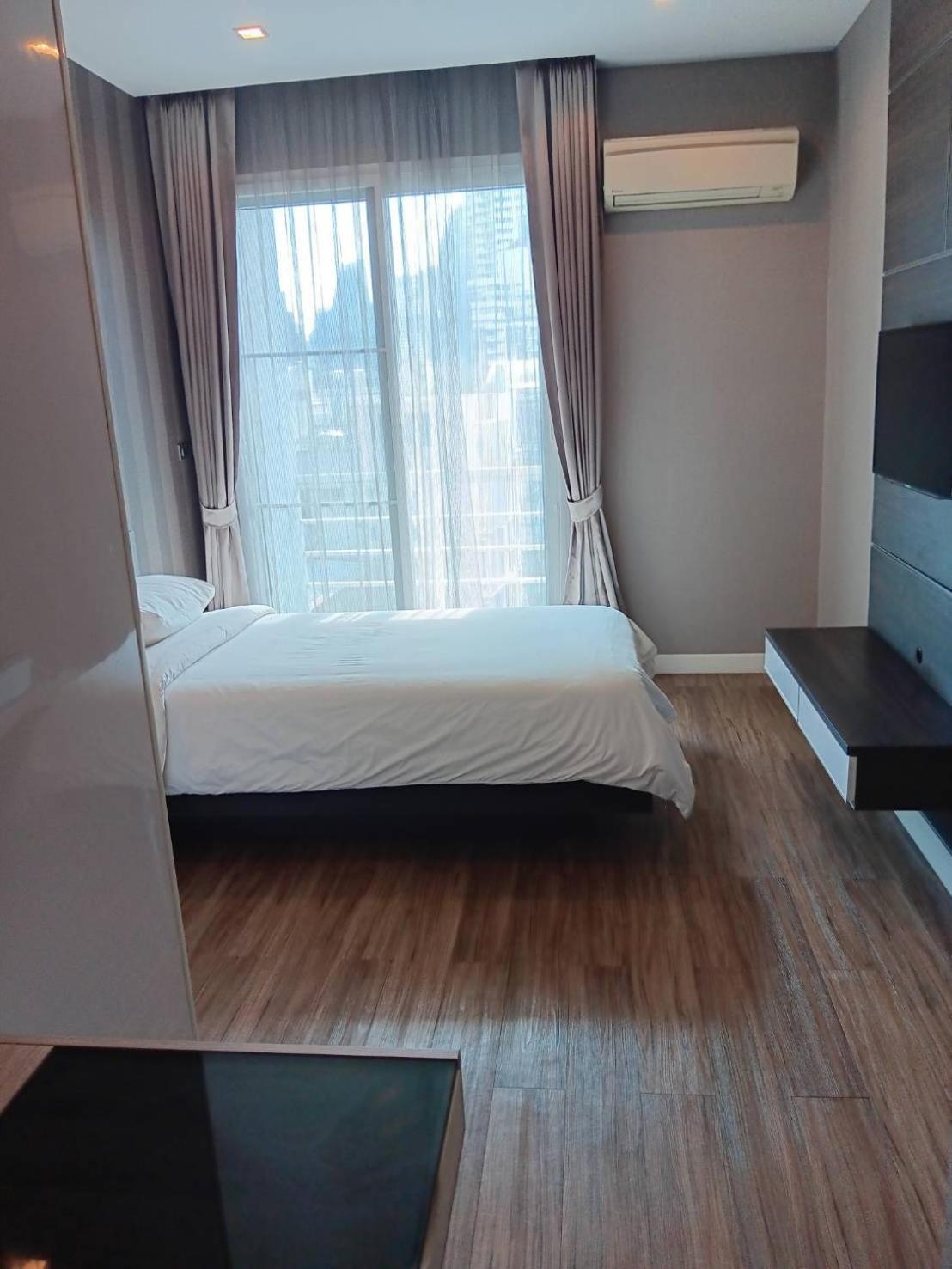 J Residence Thonglor 8 Bangkok Dış mekan fotoğraf