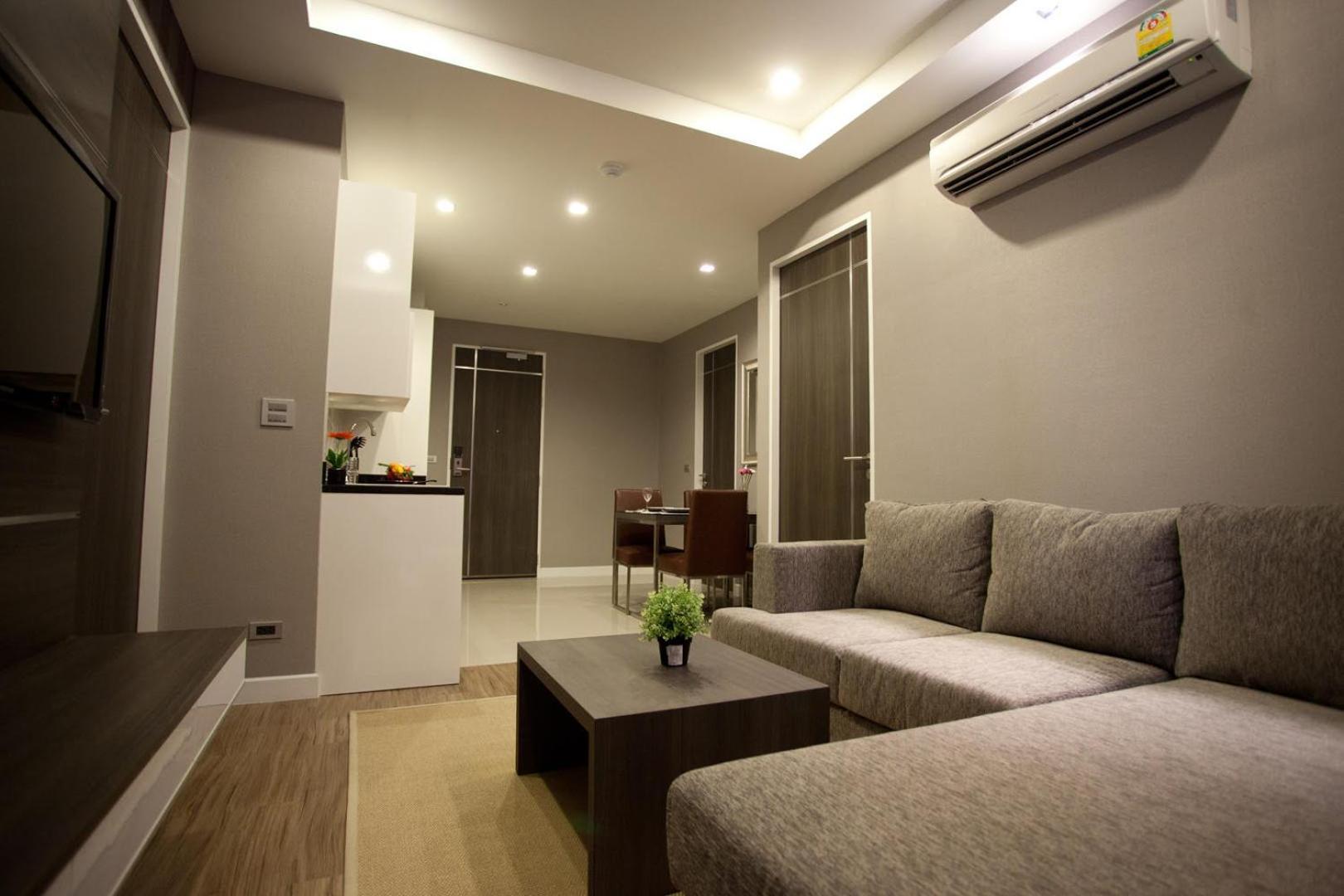 J Residence Thonglor 8 Bangkok Dış mekan fotoğraf