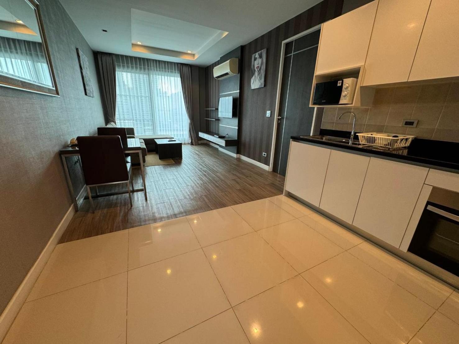 J Residence Thonglor 8 Bangkok Dış mekan fotoğraf