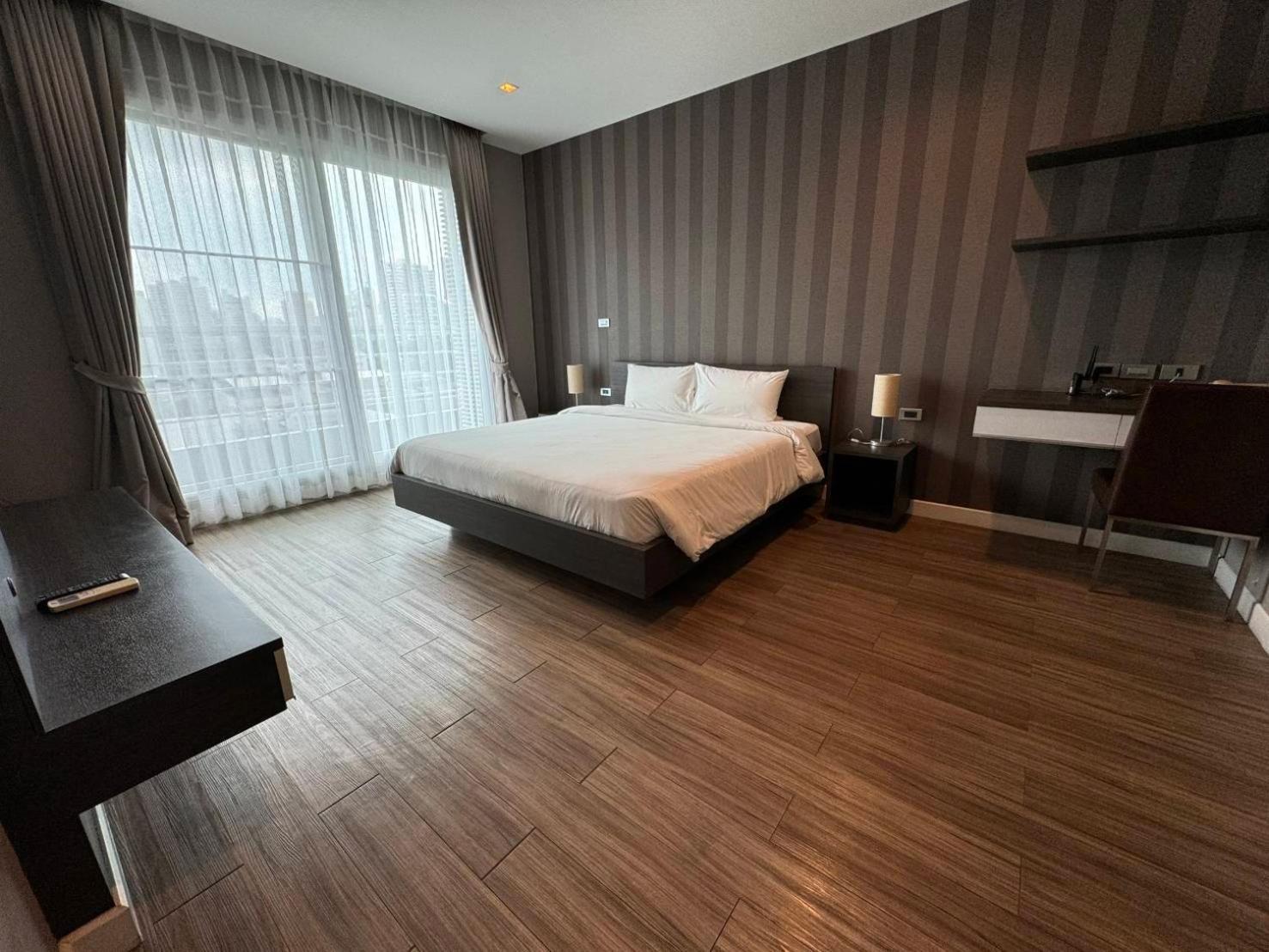 J Residence Thonglor 8 Bangkok Dış mekan fotoğraf
