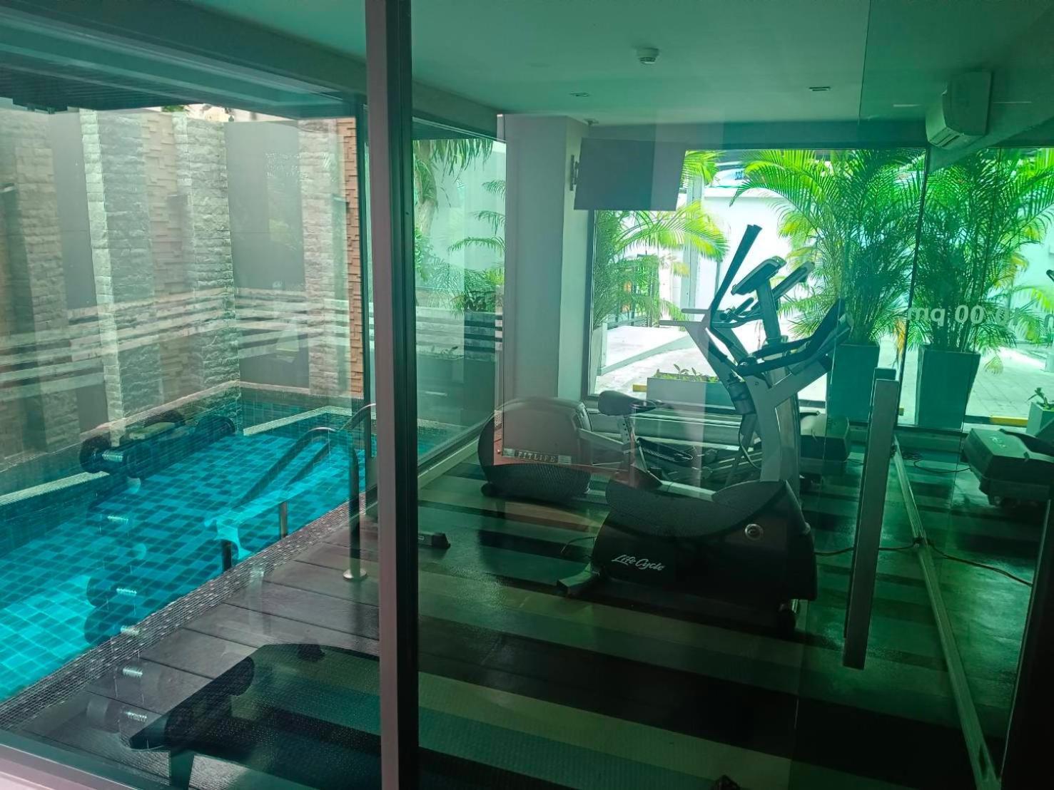 J Residence Thonglor 8 Bangkok Dış mekan fotoğraf